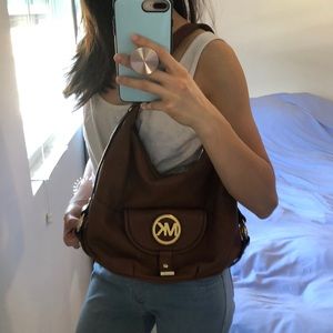 💫 Michael Kors Pebbled Brown Lined Purse